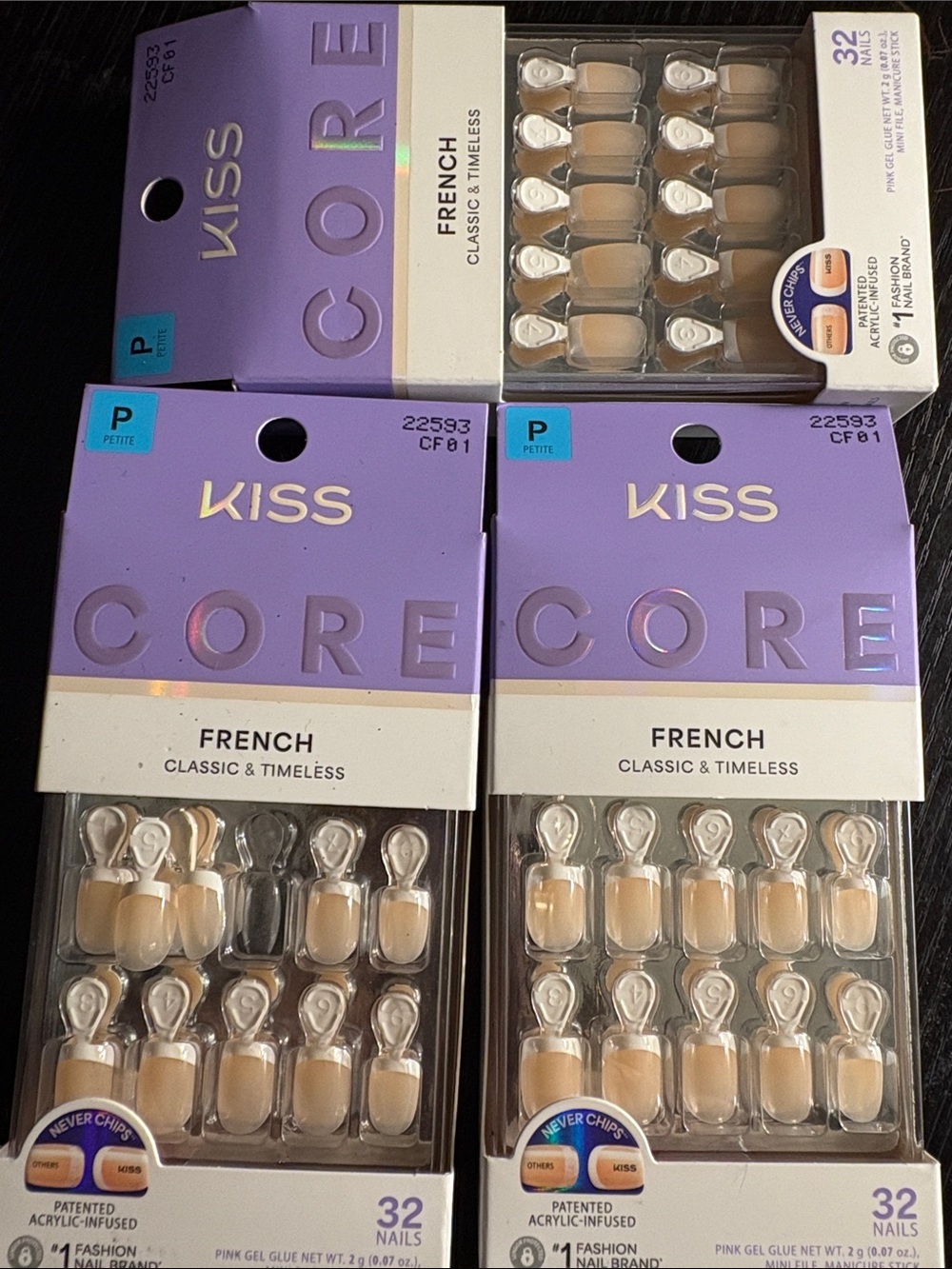 ***free with purchase *** Kiss Petite French Tip Press-On Nails